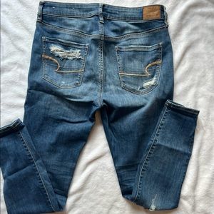 American Eagle Hi-Rise Jegging